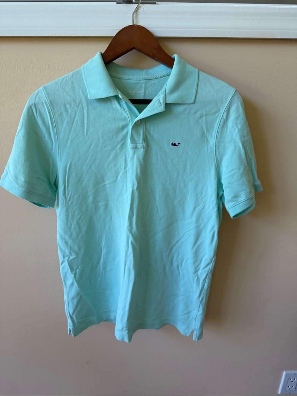 Like-new Vineyard Vines Polo Shirt